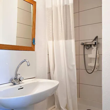 Апартаменти Duplex Ensoleille Avec Terrasse, 5 Couchages, Proche Plage, Parking Inclus - - Fr-1-251-565 *