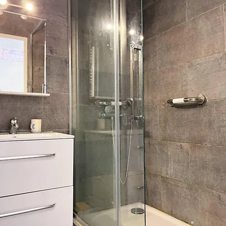 Duplex Ensoleille Avec Terrasse, 5 Couchages, Proche Plage, Parking Inclus - - Fr-1-251-565 * Ле-Лаванду