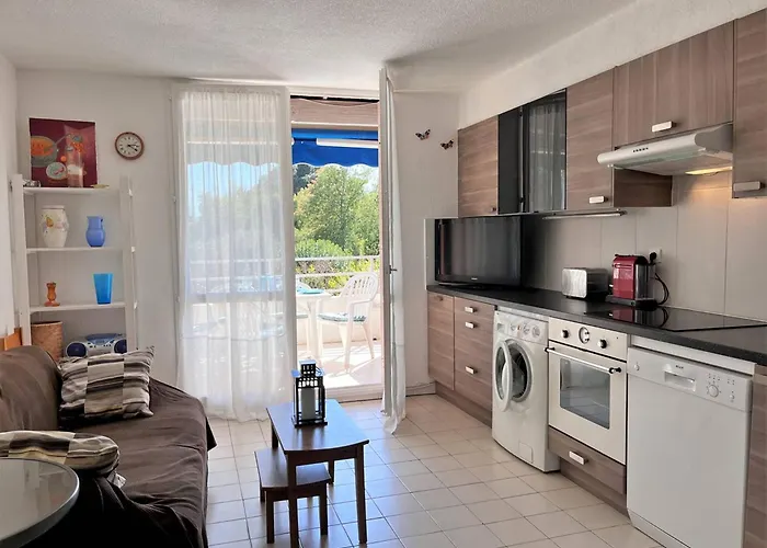 Duplex Ensoleille Avec Terrasse, 5 Couchages, Proche Plage, Parking Inclus - - Fr-1-251-565 Apartman